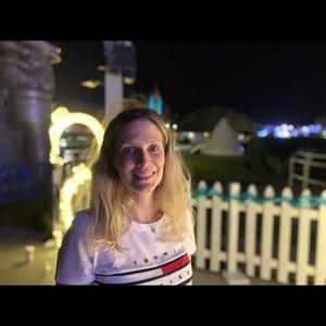 Meet your Posher, Carla